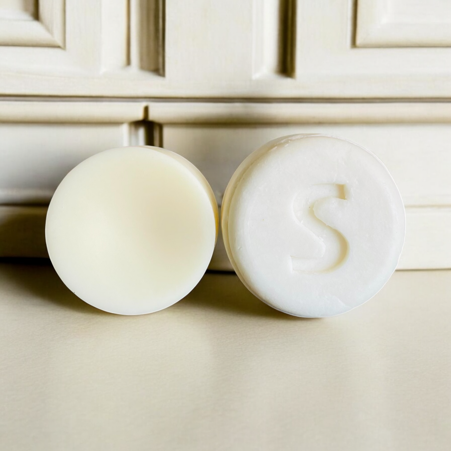 NUTRIENT FULL Solid Conditioner Bar + Travel Tin
